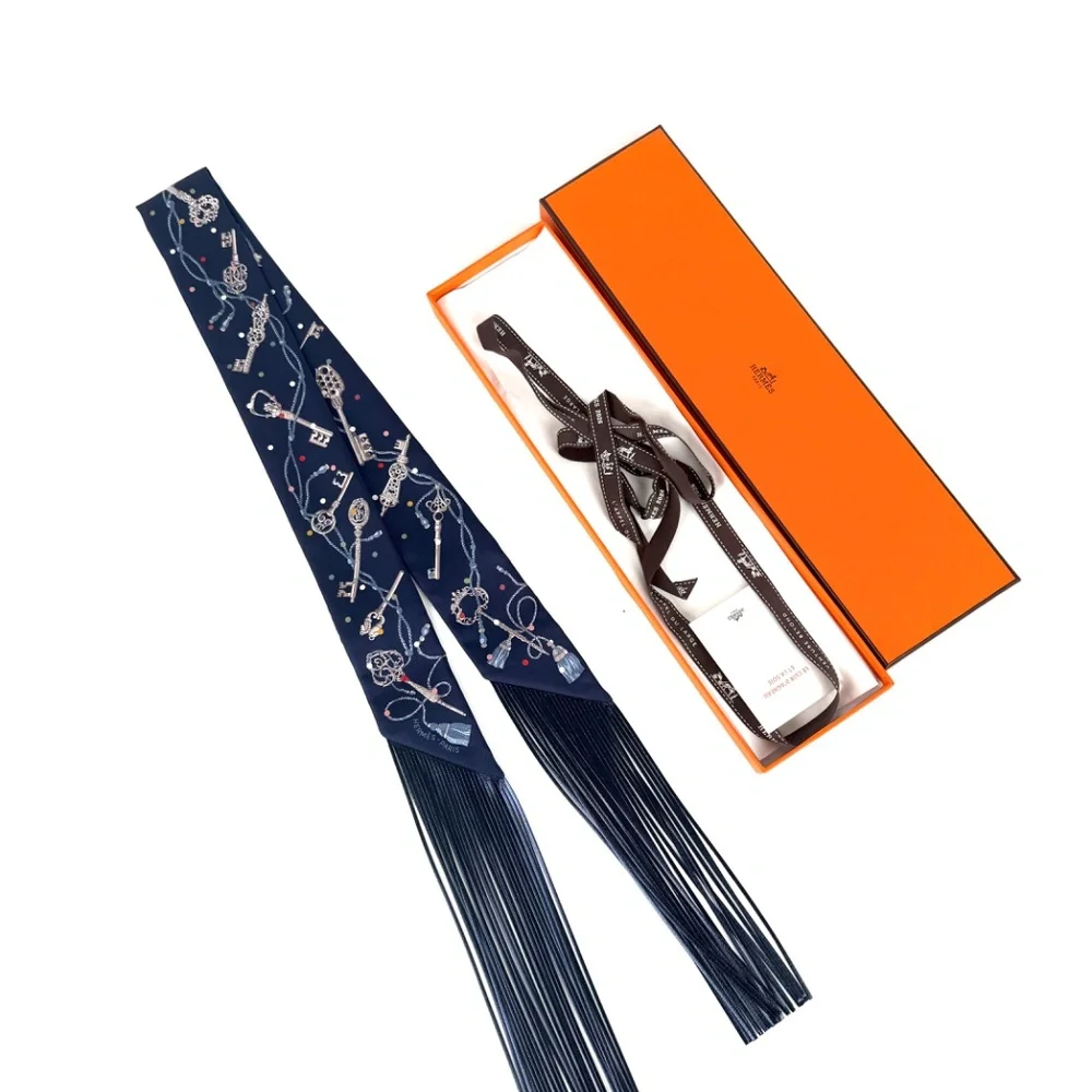 HERMES Les Cles a Pois Bleu Marine Gris Argent Silk Leather Fringes Twilly Scarf - Picture 3 of 7